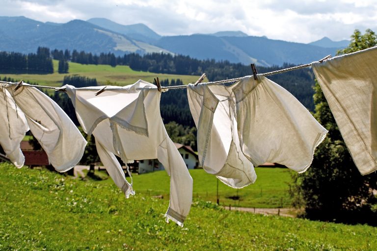 laundry-963150_1920